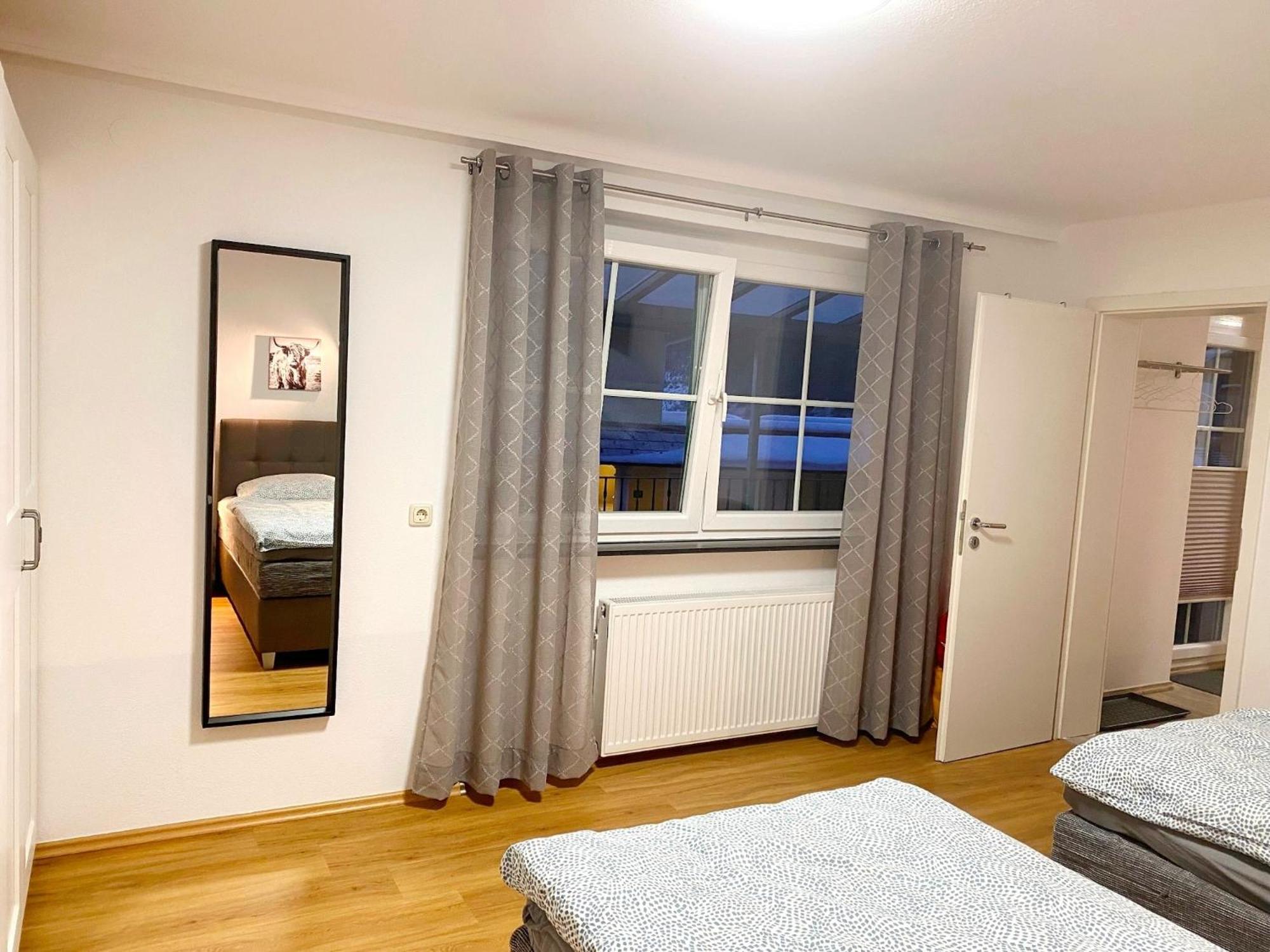Haus Dora Apartment 2 Penken Mayrhofen Buitenkant foto